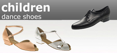 Children dance shoes from the Diamant company convince by the price and the quality.