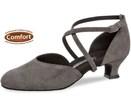 Tanzschuhe mit einem 4,2cm Absatz. Die Schuhe haben eine extra breite Weite.