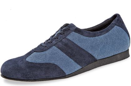 Gemütlicher Tanzsneaker aus schwarzem Velourleder versehen mir weichen Nappalederstücken an Schuhspitze, Schnürriemchenbereich und Ferse.