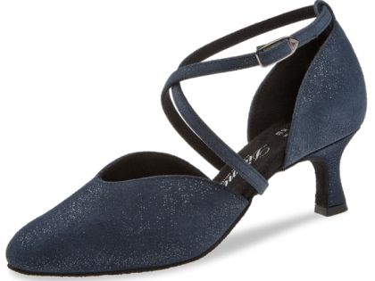 Tanzschuhe mit einem 5cm Absatz. Die Schuhe haben eine normale Weite.