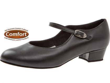 This dance shoe made of soft nappa leather has a block heel. The footbed and low heel height make the dance shoe particularly comfortable.