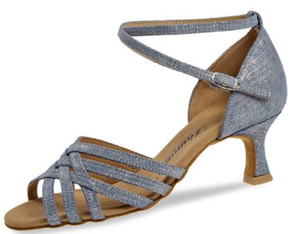 Dieses neue Tanzschuhmodell paßt bestens zur Jeans. Bequemer Tanzschuh mit einem 5cm Absatz.