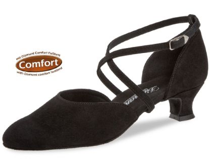 Dance shoes with a 4.2cm heel. The shoes have an extra wide width.