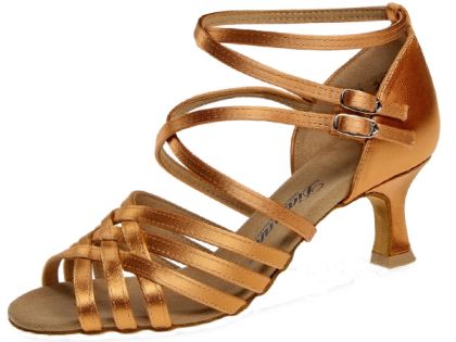 Jetzt auch mit 5cm Absatz. Beliebteste Riemchen Sandalette aus dem Hause Diamant. Diese Tanzschuhe bestehen aus dem Material dark tan Satin.