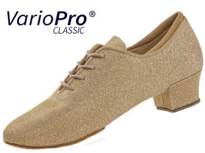 Schicke, schwarze Schnürschuhe mit weichem Comfort-Fußbett. Niedriger Absatz und den Fuß umschließende Passform machen die Tanzschuhe sehr bequem. Ideal als Trainerschuh.
