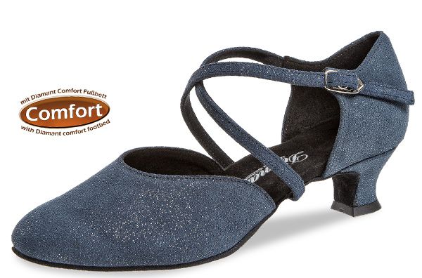 Tanzschuhe mit einem 4,2cm Absatz. Die Schuhe haben eine extra breite Weite.