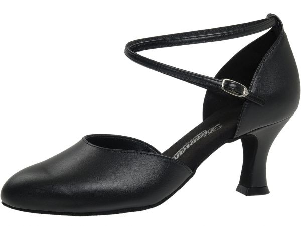 Dieser Tanzschuhe mit 6,5cm ist aus weichem Nappaleder gefertigt.