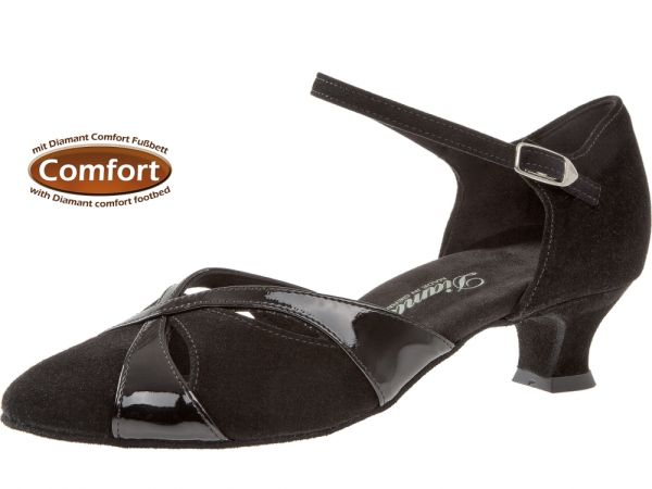Komfort-Tanzschuh aus weichem Velourleder, organisch verflochten mit scharzen Lackstücken. Ein flacher, breiter Absatz sorgt für Stabilität und sehr angenehmen Tragegefühl.