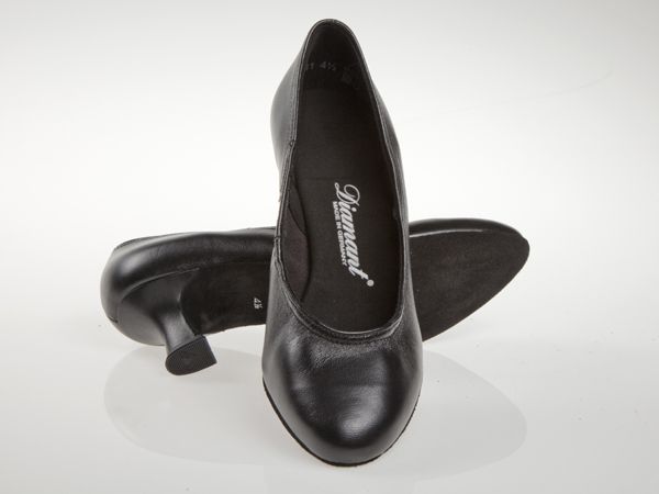 Leather closed shoes sale