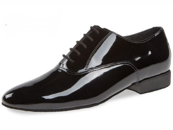 Diese klaschischen Standard-Turniertanzschuhe bestechen durch das gute Preis-Leistungs-Verhältnis. Als Standardtanzschuhe haben die Schuhe einen 2cm Absatz.